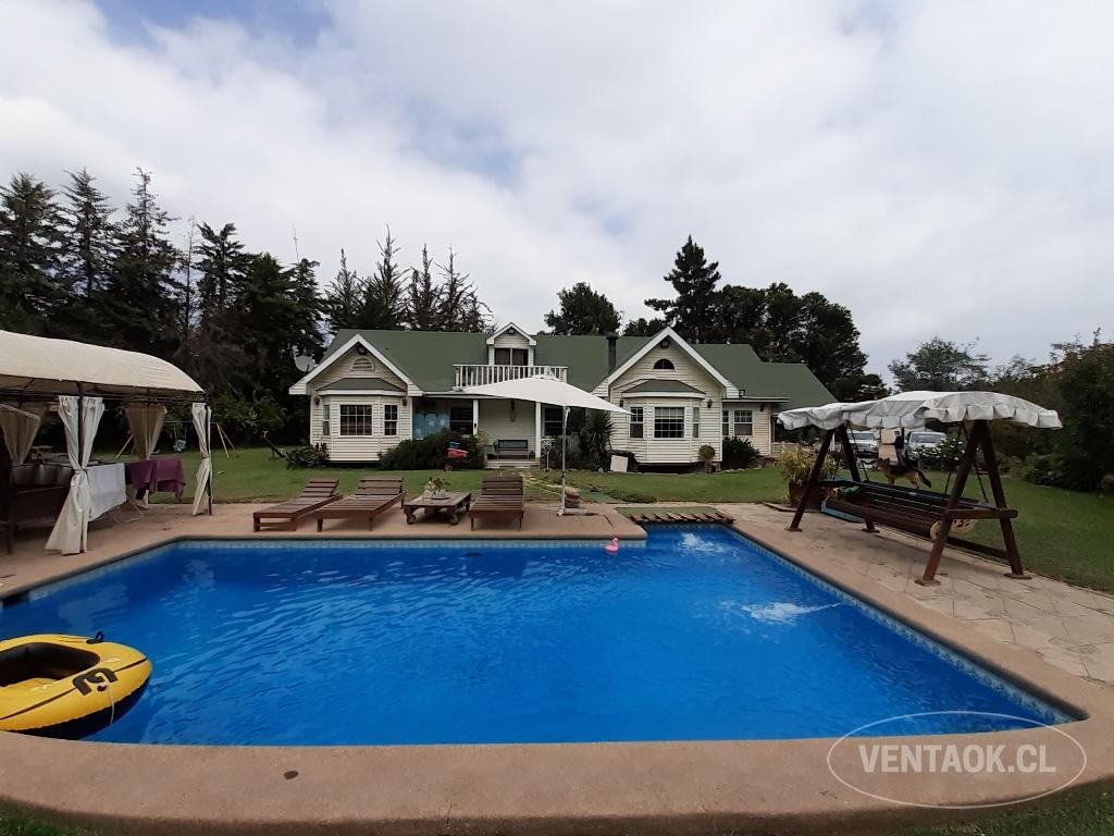 HERMOSA CASA EN PARQUE