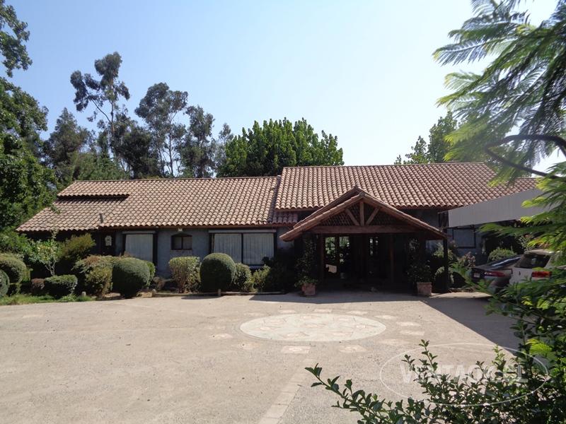 CASA 8 DORMITORIOS