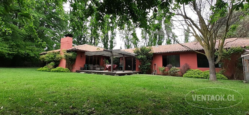 Hermosa Casa Chilena, 20.000 M2./sector La Compañía/Graneros