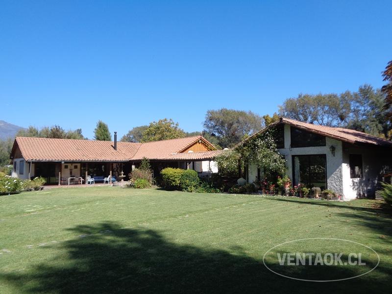 3 CASAS SOLIDAS EN CONDOMINIO