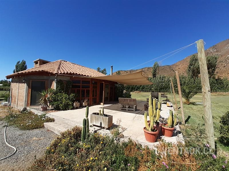 CASA QUINCHO EN CONDOMINIO