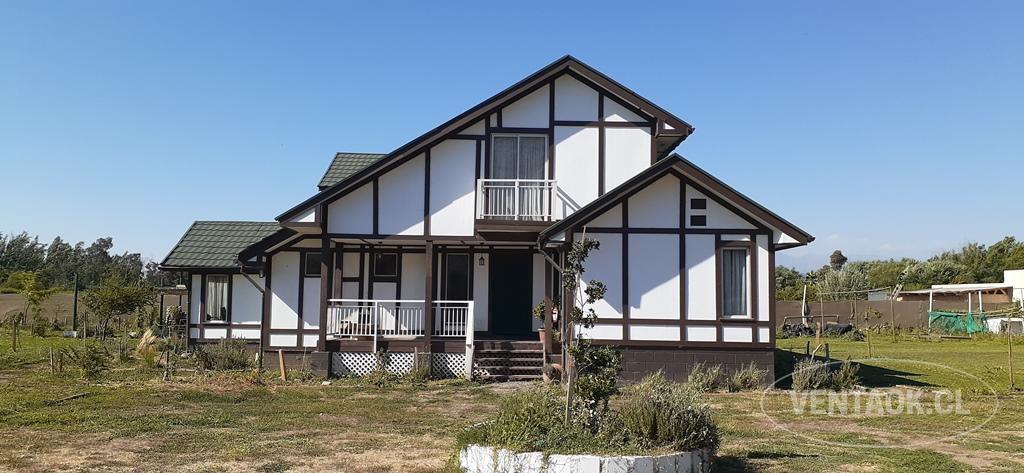 Acogedora Casa, en bello entorno Haras de Pirque.